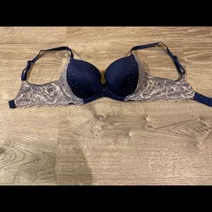 Victoria’s Secret bra push-up